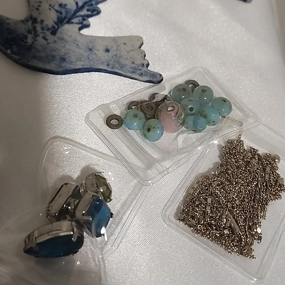 Crafters Fun Lot - Picture 6 of 12